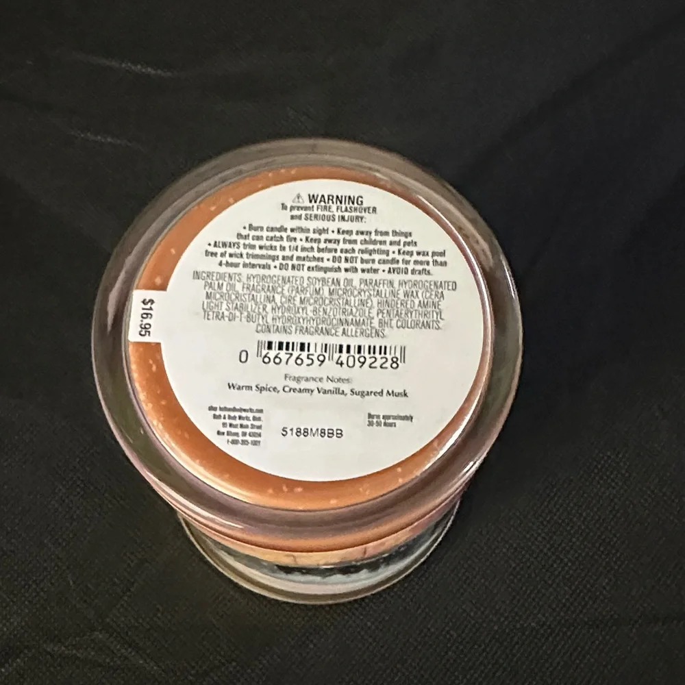 Bath & Body Works Sugared Snickerdoodle Single Wick Candle - Pink & Purple - Picture 3 of 3